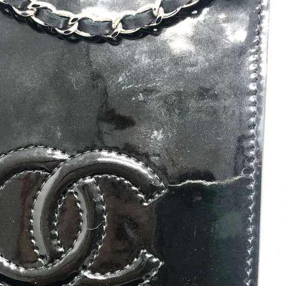 CHANEL Black Logo Shoulder Bag - Picture 10 of 16